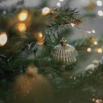 Holiday decorating safety for Chicago homeowners